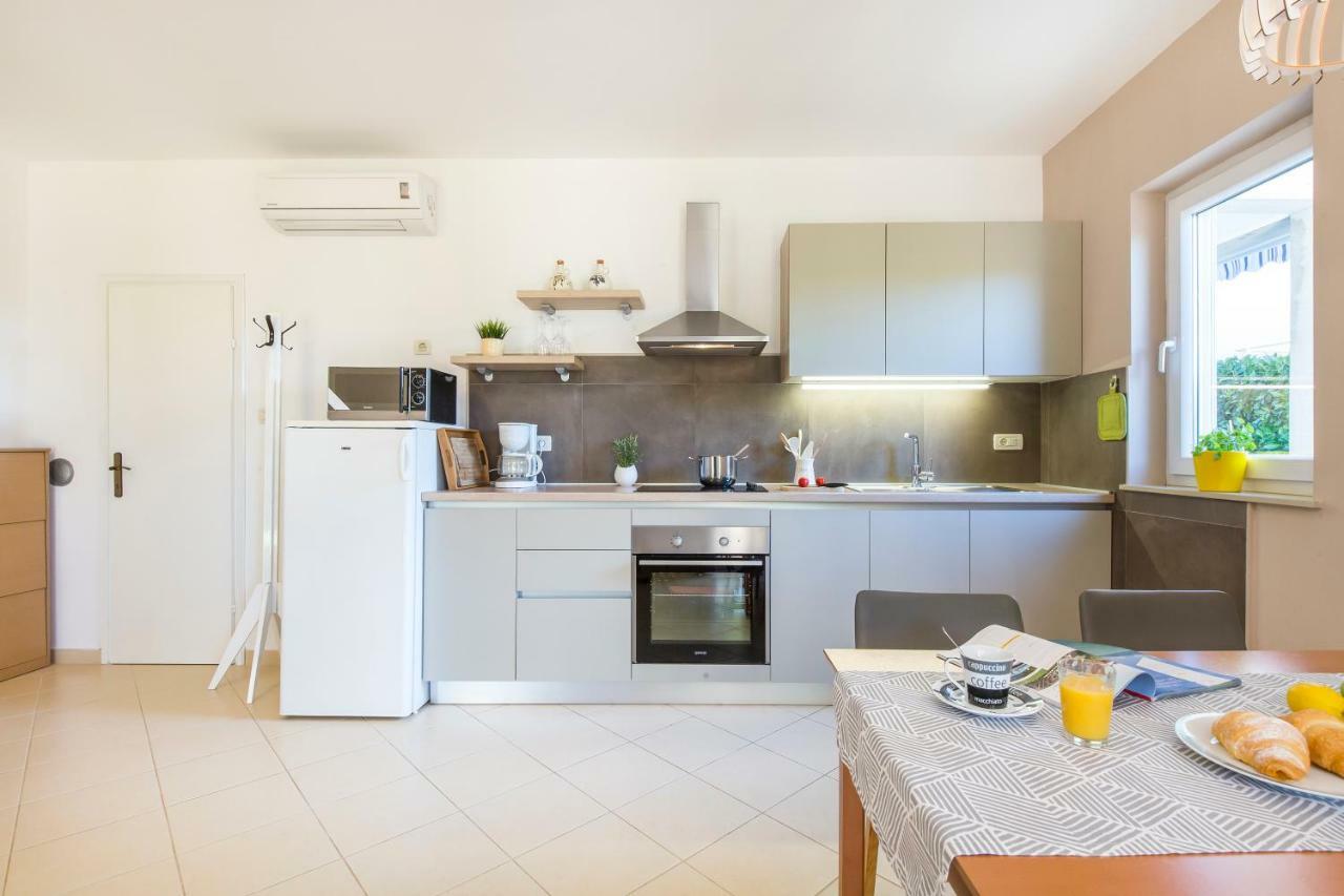 Apartment Andrea Sveta Marina Ngoại thất bức ảnh